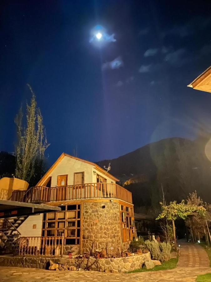 Hotel Faro Del Valle Pisco Elqui Buitenkant foto